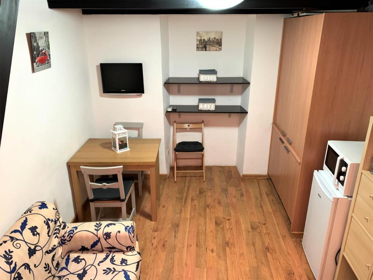 Apartament Casa Trevi 11 Rzym Zewnętrze zdjęcie