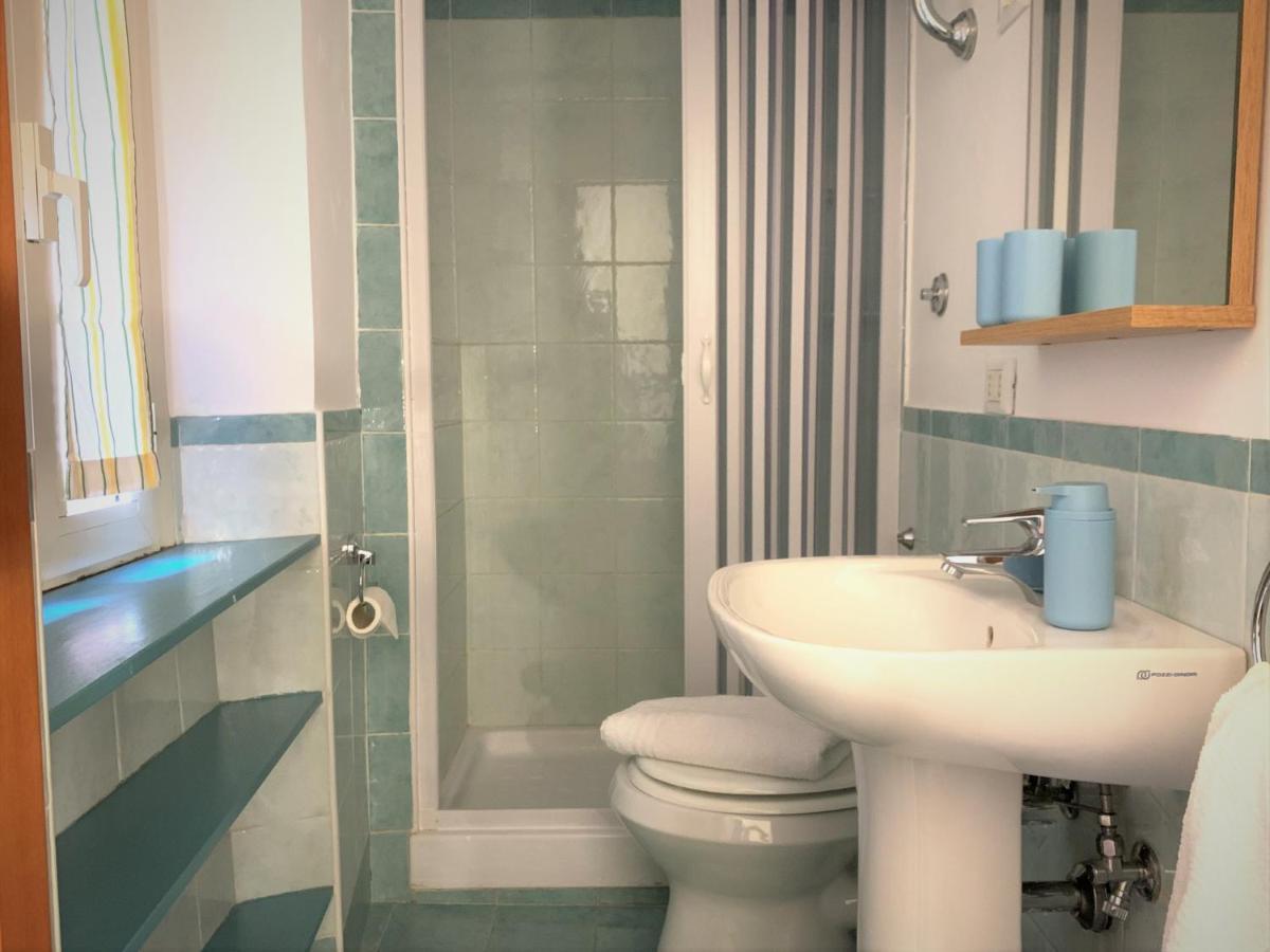 Apartament Casa Trevi 11 Rzym Zewnętrze zdjęcie