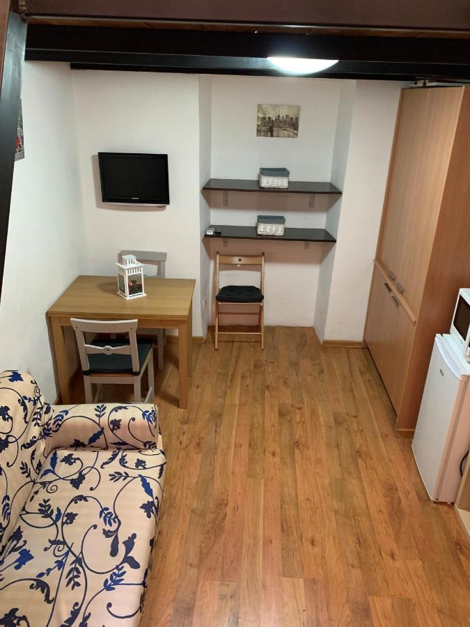 Apartament Casa Trevi 11 Rzym Zewnętrze zdjęcie